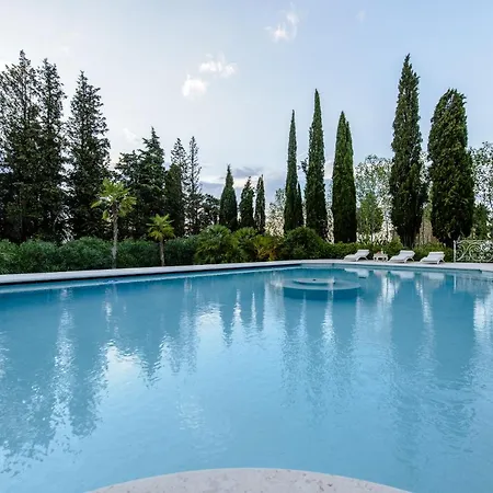 Rinaldi Villa *